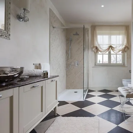 Aurora By Borghetto Willa